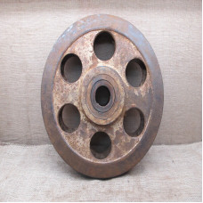 Sd.Kfz 4  Maultier series idler wheel 