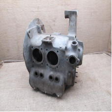 VW Kdf 82 Kubelwagen typ 166 Schwimmwagen engine block housing