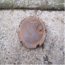 Sd.Kfz 7 - 8 ton halftrack wheel hub cap
